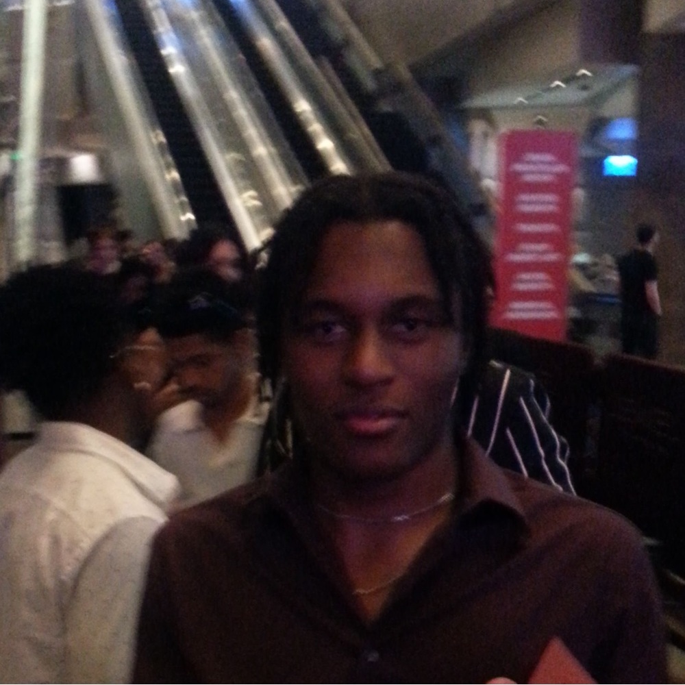 Meet your Posher, Miles